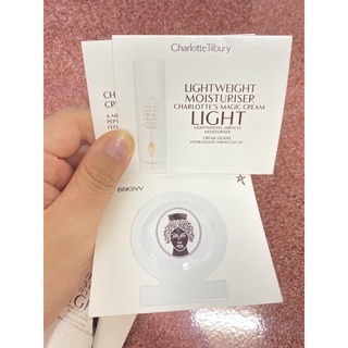 Kem dưỡng charlotte tilbury lightweight