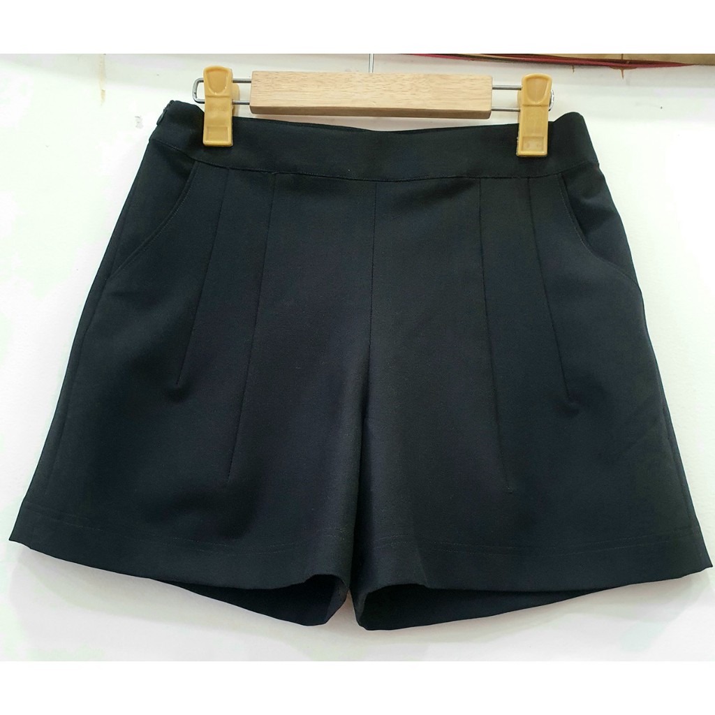 Quần short hai ly dây kéo hông A'fine Design