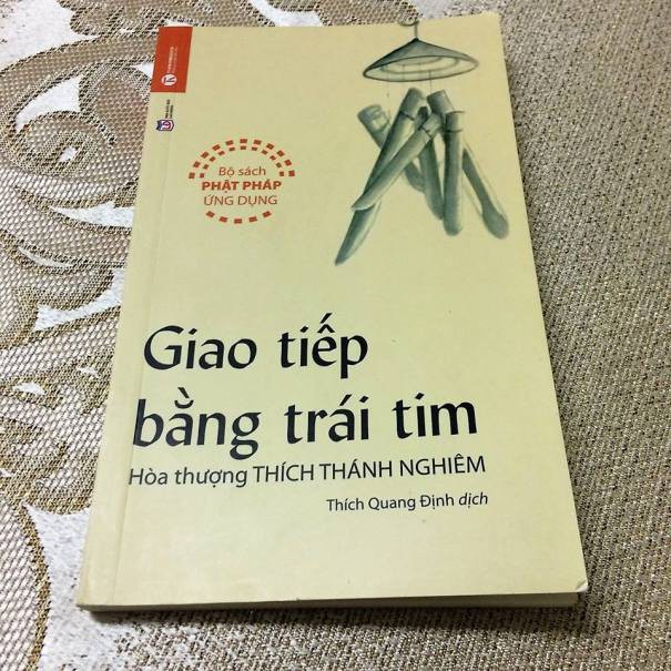 Sách Giao Tiếp Bằng Trái Tim (Tái Bản)