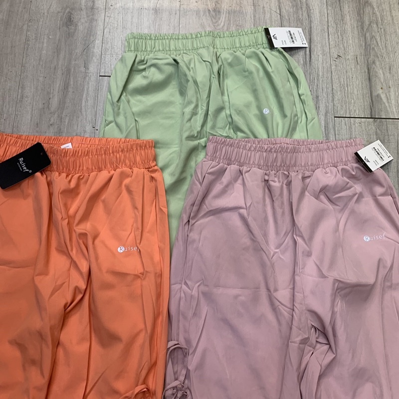 QUẦN JOGGER THỂ THAO NỮ VẢI DÙ DÂY RÚT - QUẦN DÁNG RỘNG SIÊU XINH