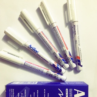 Bút vẽ lên áo, lên vải  Artline Marker for Fabric màu trắng
