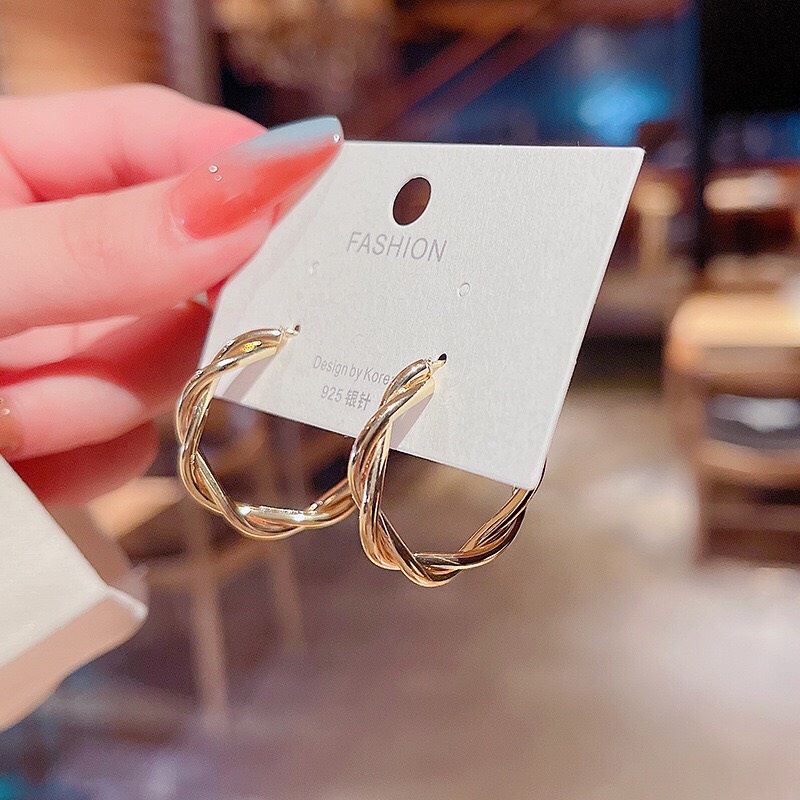 Bông Tai Hoa Tai Bạc Hợp Kim 925 Không Gỉ Tròn Đơn Giản Tinh Tế Sang Trọng Dobi B16