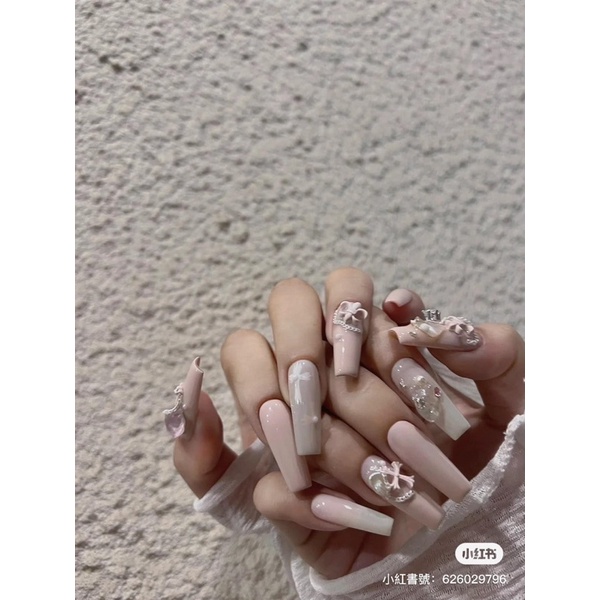 Khuôn làm charm phong cách cá tính