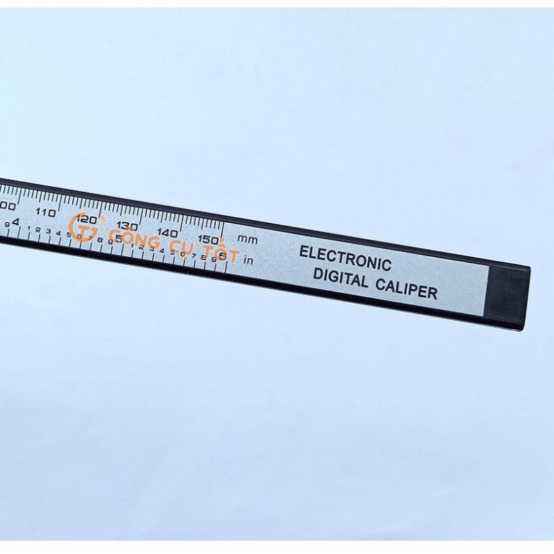 Thước kẹp điện tử sợi các bon 150mm độ chính xác 0.1mm mặt trắng