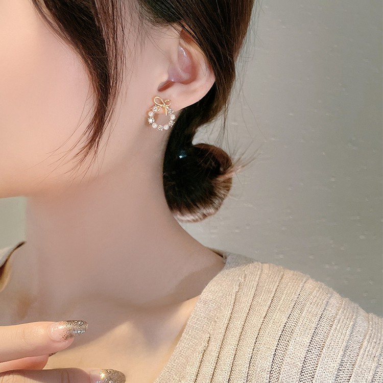 Khuyên tai kẹp không bấm lỗ chốt cố định K073 bằng hợp kim mạ vàng hình tròn đính hạt trai dáng ngắn Leous Accessories