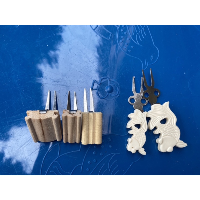 Ghim chuối các lọai dành cho lồng khuyên, chào mào