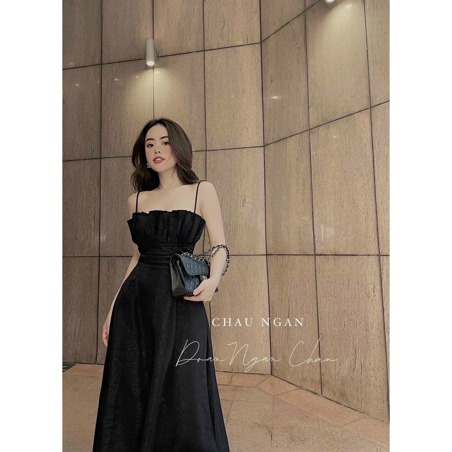 Đầm hai dây xếp ly ngực có mút
