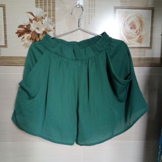 Quần váy voan 2 lớp xanh lá cây