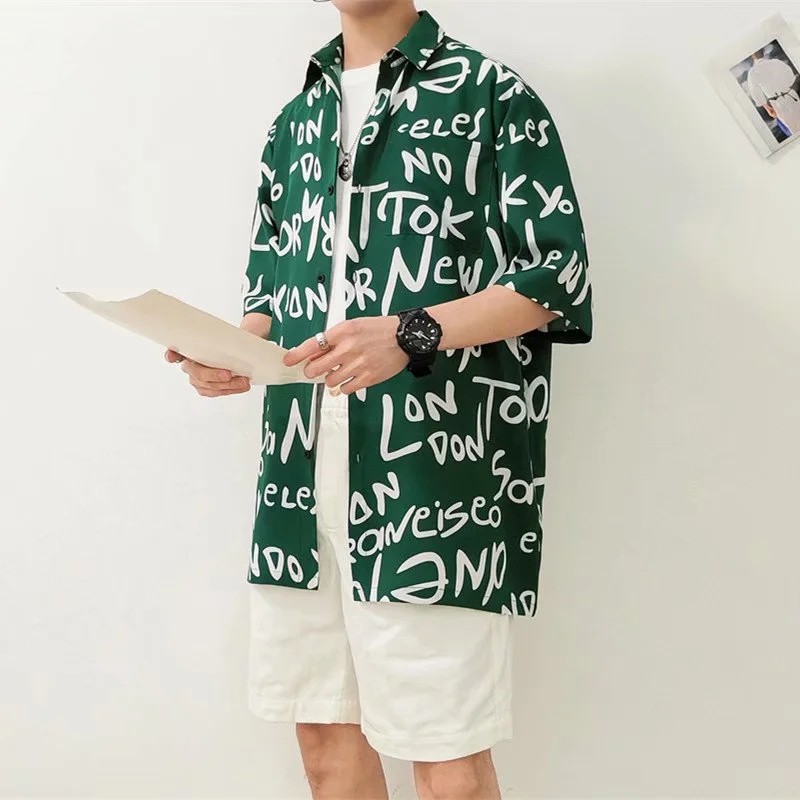 Áo sơ mi tay ngắn dáng rộng in chữ phong cách Hồng Kông thời trang size M-3XL