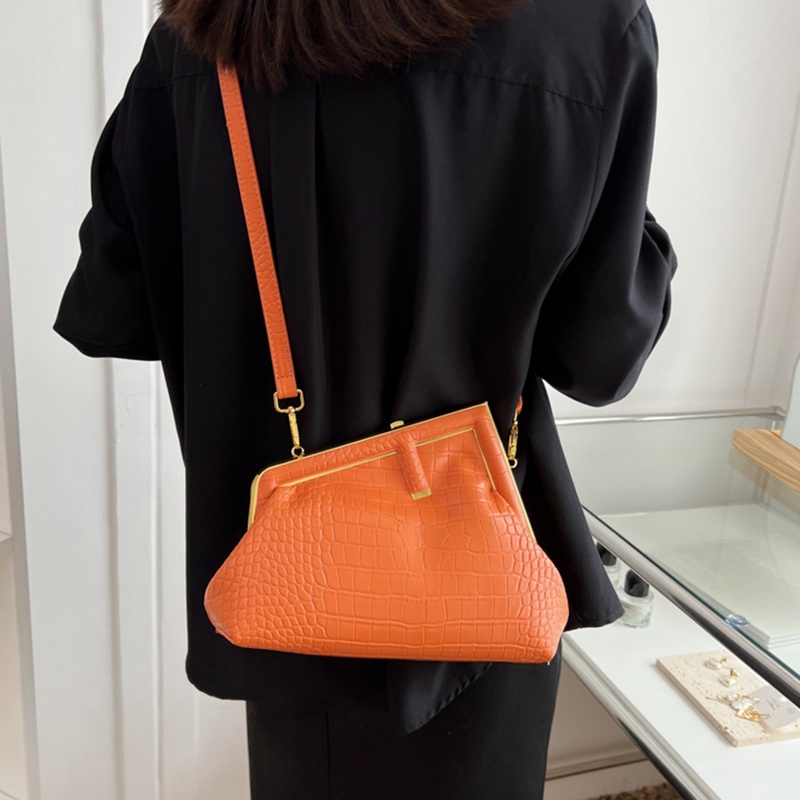 Túi đeo chéo IELGY dạng kẹp thời trang sành điệu cho nữ