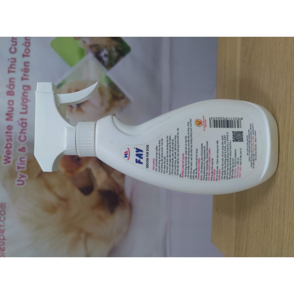 Xịt Khử Mùi Dưỡng Lông Fay Grooming