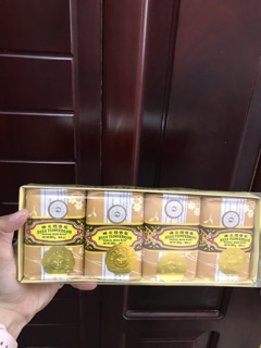 Xà Bông Con Ong Thái Lan - Set 4 cục.