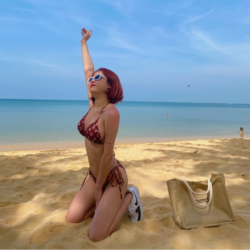 Bikini 2 mảnh sexy LILY đồ bơi 2 dây dài họa tiết cao cấp BKN01