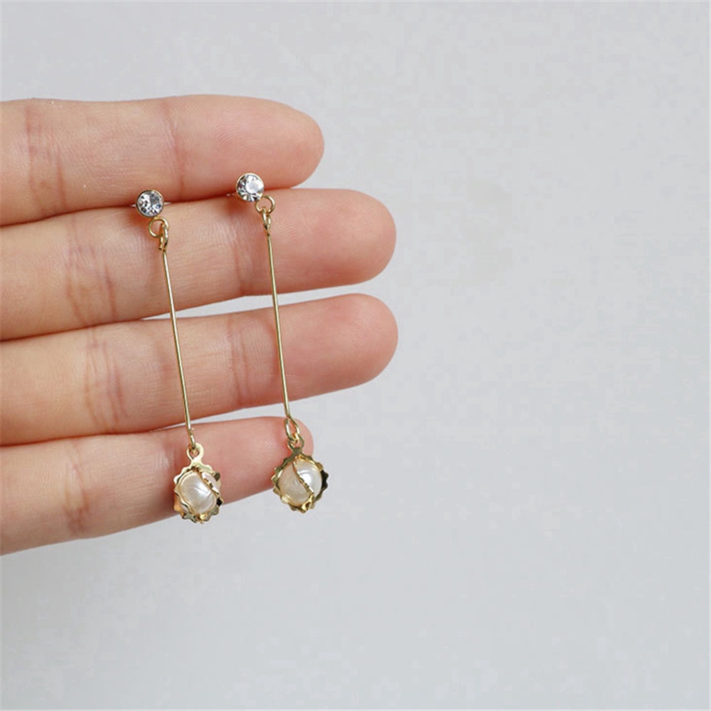 Đôi khuyên tai đính đá và ngọc trai thanh lịch cho nữ