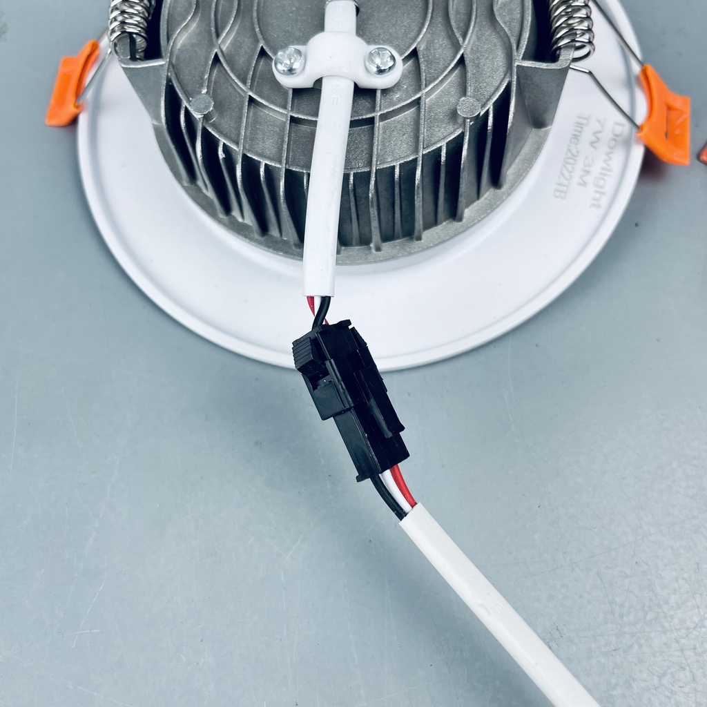 Đèn âm trần 7W 3 màu Phi 90 đế đúc siêu sáng , Đèn Downlight tiết kiệm điện bảo hành đổi mới 6 tháng