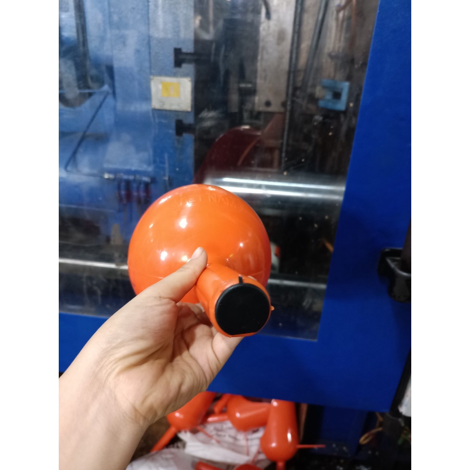 Vá nhựa, ca nhựa, gáo nhựa xúc cám chuyên dụng 1.5kg