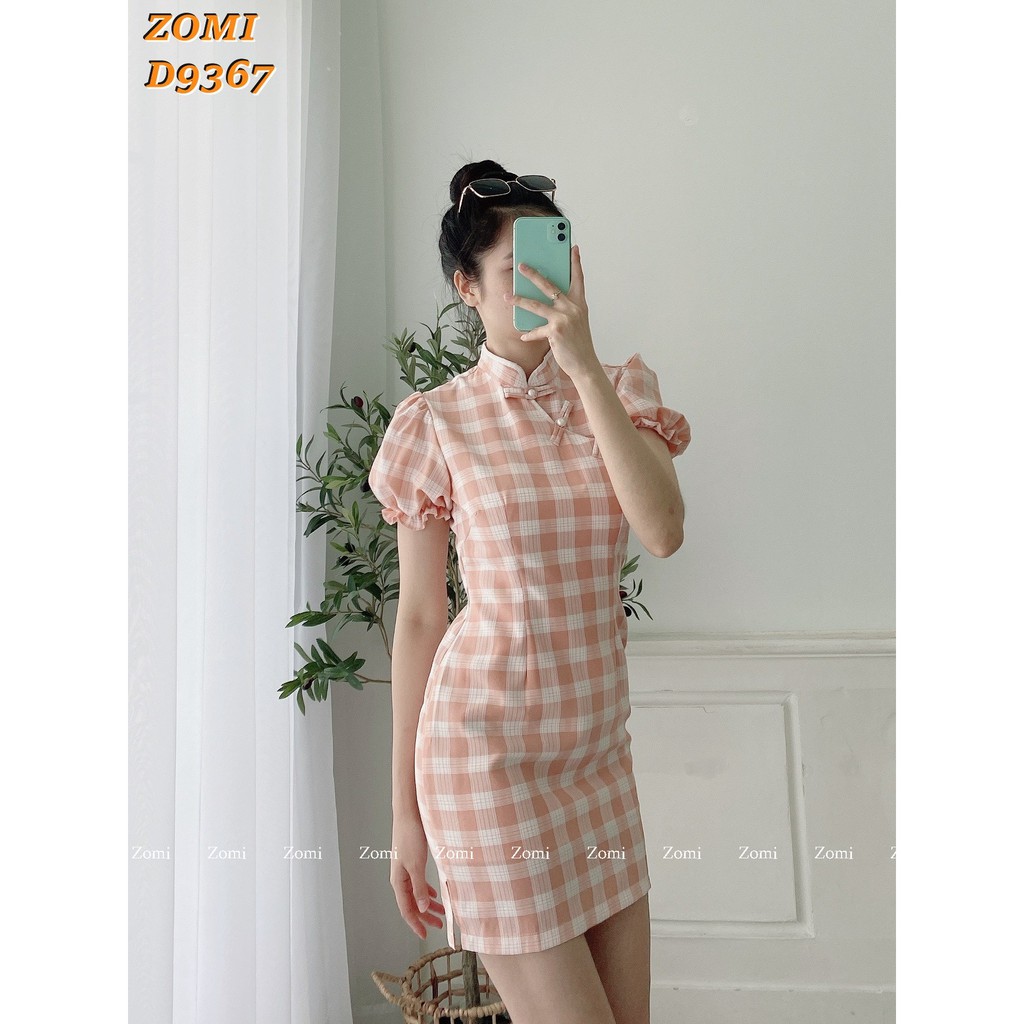 [Mã SKAMSALEP6 giảm 10% tối đa 100K đơn 150K] Đầm ôm body sườn xám sọc caro cao cấp thiết kế hiện đại ZOMI D9367 | BigBuy360 - bigbuy360.vn