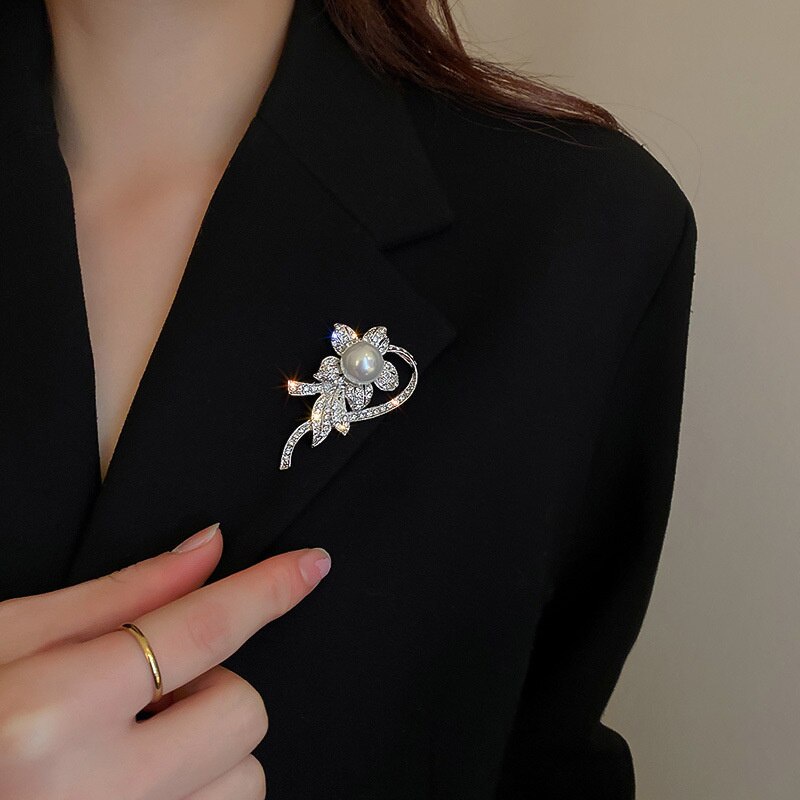 Ghim Cài Áo Hình Hoa Đính Ngọc Trai Nhân Tạo Thời Trang Thu Đông