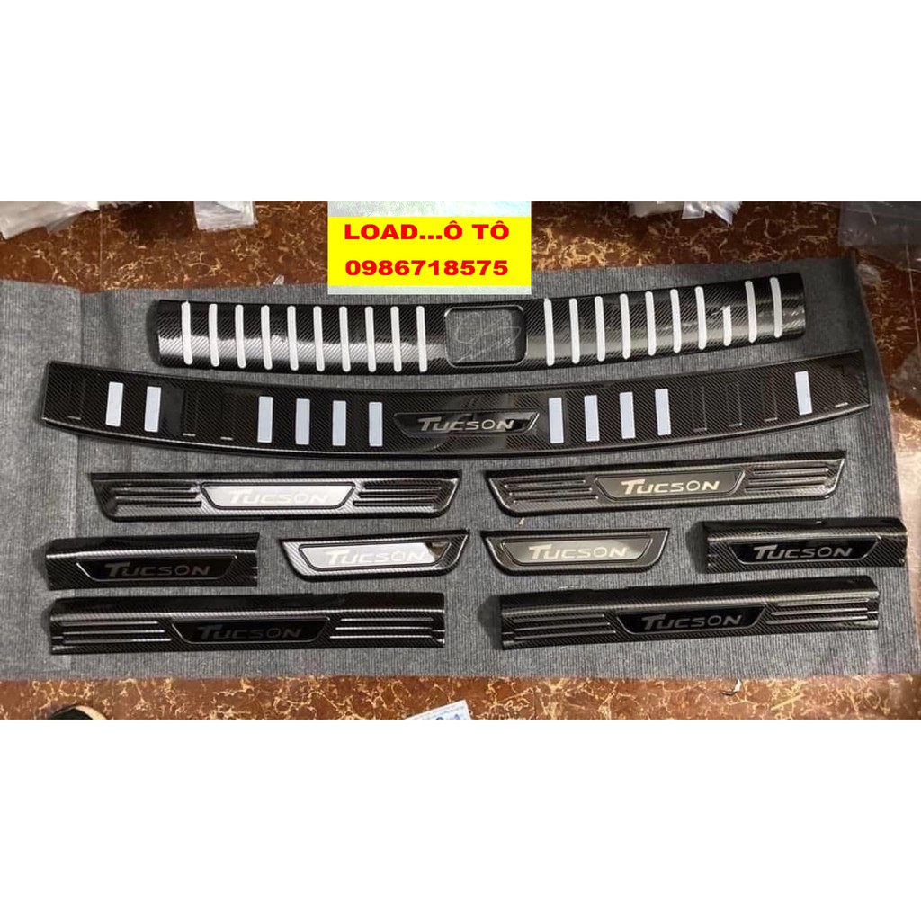 Chống Trầy Cốp Huyndai Tucson 2018-2021 Vân Carbon Cao Cấp