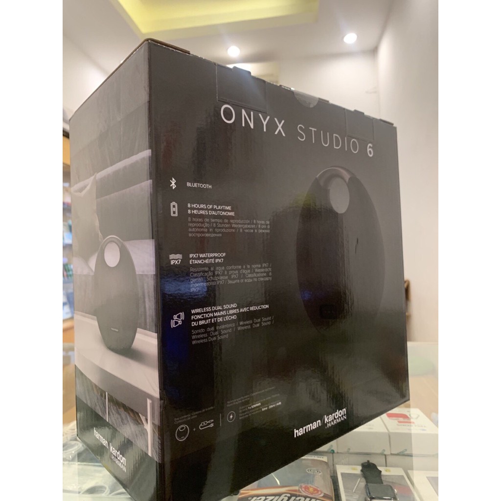 Loa Bluetooth Harman Kardon Onyx Studio 6