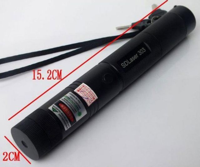 [ĐANG SALE]💥ĐÈN PIN LAZER SIÊU CHẤT 303 TIA XANH - TẶNG KÈM PIN & CỦ SẠC.