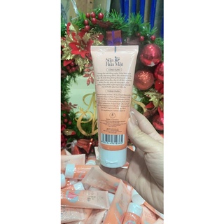 Sữa Rửa Mặt Trắng Da Olic