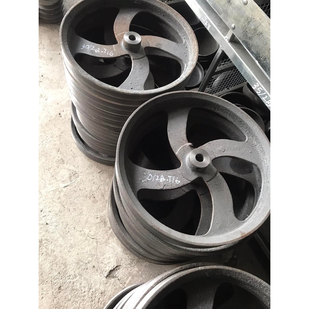 BuLy Gang 300mm 2 Rãnh B lỗ trục 16 - 19  Bánh Xe Cao Su BL100/2B