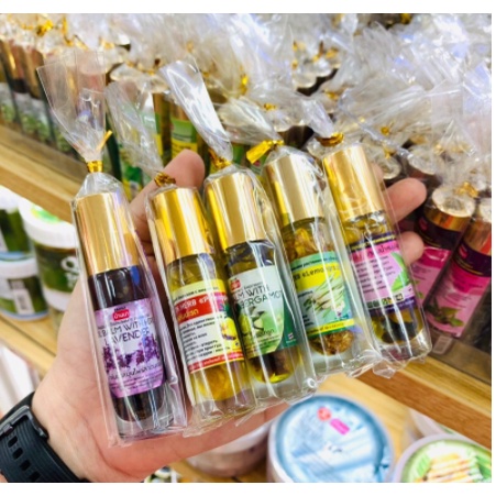 Dầu lăn Thảo Dược Banna Oil Balm With Herb Thái Lan 8ml