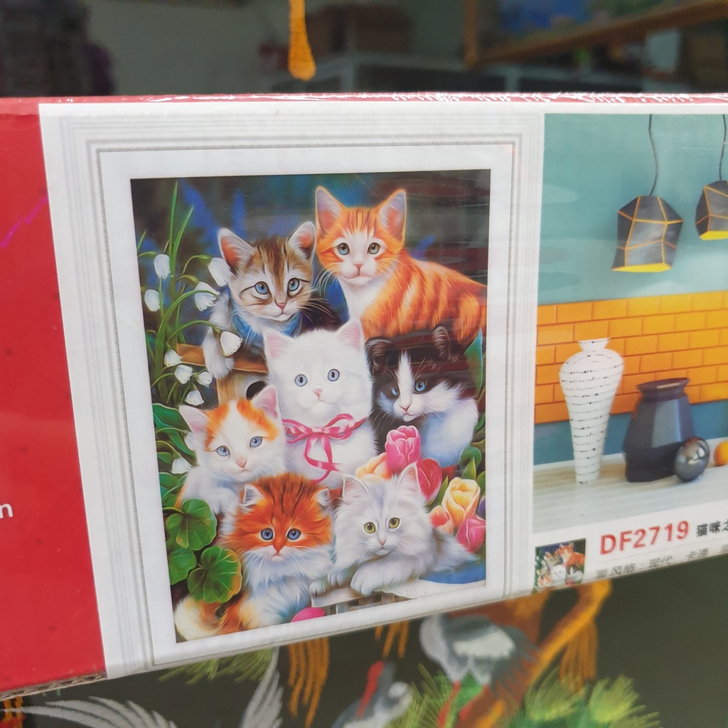 Tranh Đính Đá ĐÀN MÈO DỄ THƯƠNG (ĐÁ ABC CAO CẤP). Kích Thước: 64cm x 50cm
