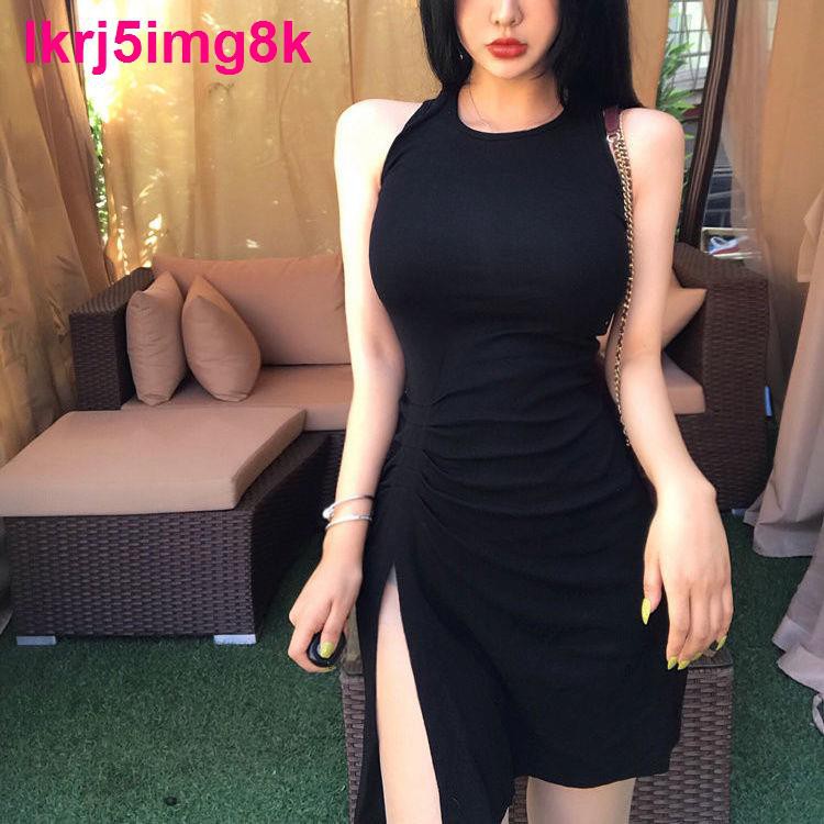 Váy vest nữ không tay bó sát khe hở sexy mùa hè 2021 mới xếp ly mỏng mảnh mai