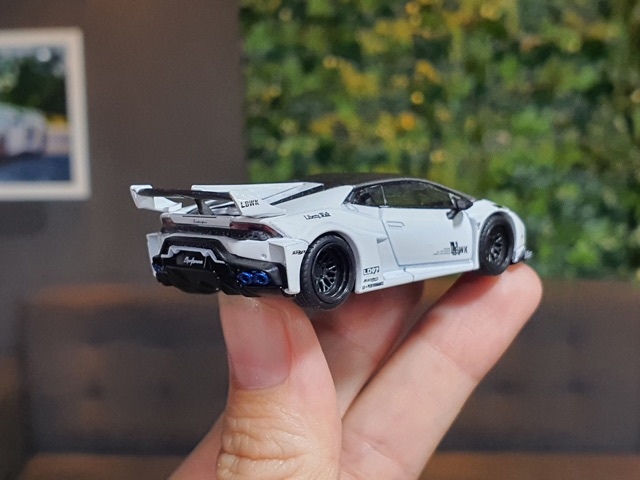 Xe Mô Hình Lamborghini Huracan GT 1:64 MiniGT ( Trắng )