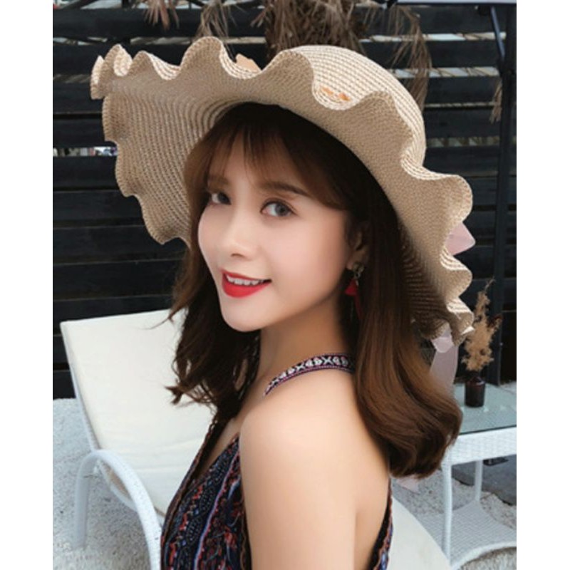 mũ nón rộng vành đi biển