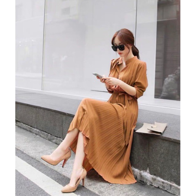 Đầm váy freesize Màu Vàng Đồng Cổ Trụ Tùng Dập Li Siêu Xinh