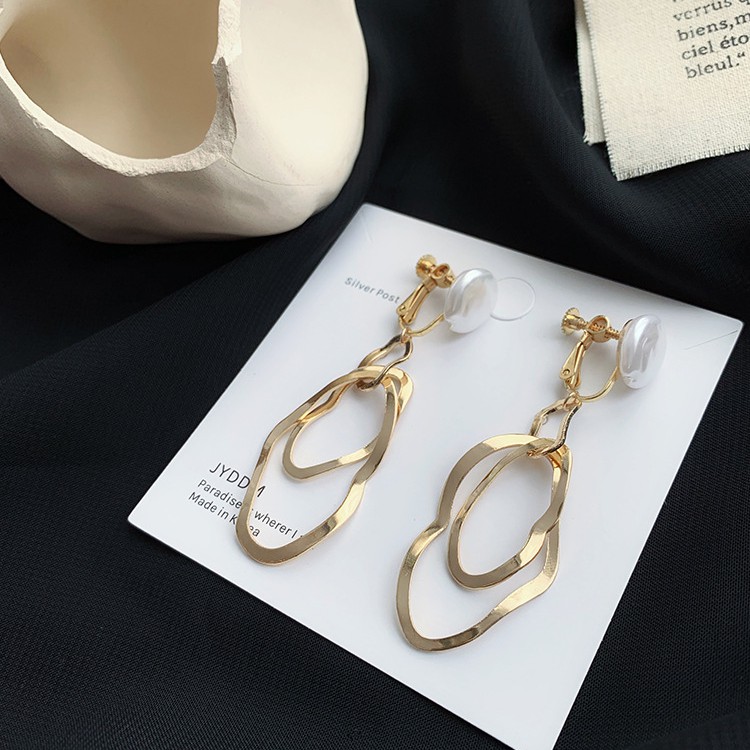 Khuyên tai kẹp không bấm lỗ chốt điều chỉnh K074 bằng hợp kim mạ vàng hình khối bigsize dáng dài Leous Accessories