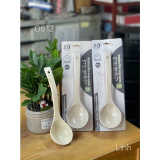Muôi Múc Canh Cán Dài hàn quốc chất liệu nhựa cao cấp chịu nhiệt cao an toàn sức khỏe