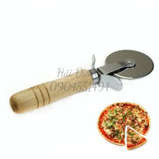 Dao cắt pizza cán gỗ