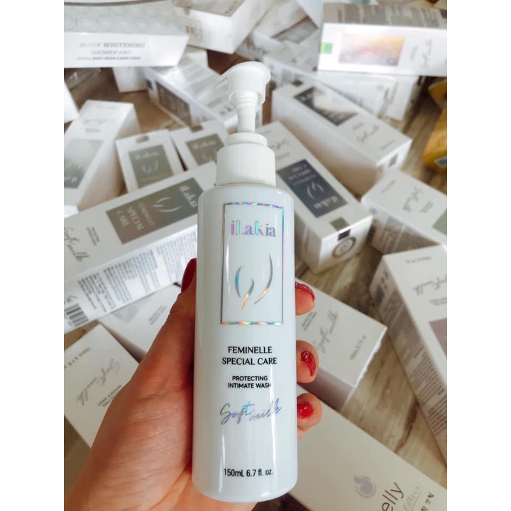Dung Dịch Vệ Sinh Làm Hồng Se Khít Vùng Kín Ilakia Hàn Quốc 150ml