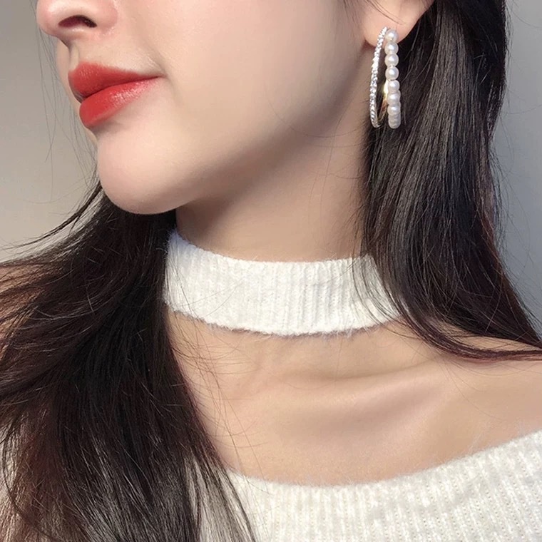 Bông Tai Mạ Bạc 925 Hình Chữ C Đính Ngọc Trai Lấp Lánh Phong Cách Hàn Quốc