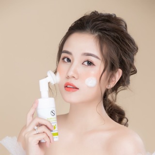 Sũa rửa mặt bông bọt bùn biển 3 in1