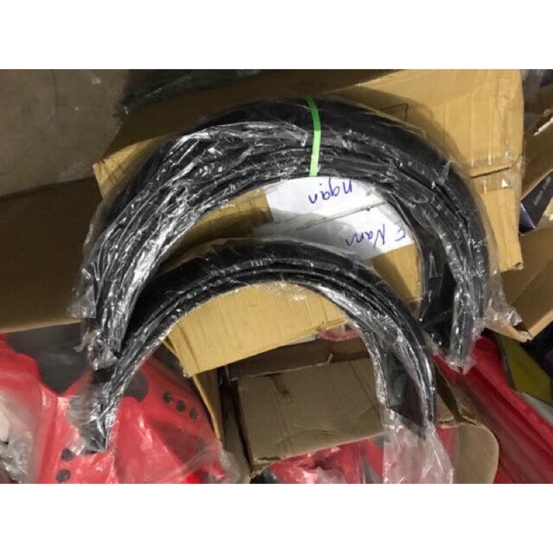 chắn bùn sau . dè sau xe điện 133s. M133.133 plus