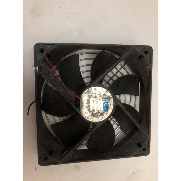 Fan 12cm 12V 0.15A đã test kĩ, chạy tốt + kèm tấm chắn