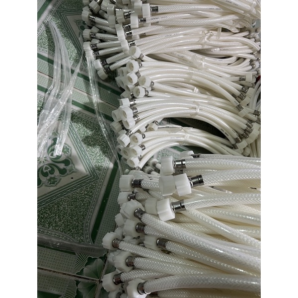 Dây cấp nước nhựa tán nhựa