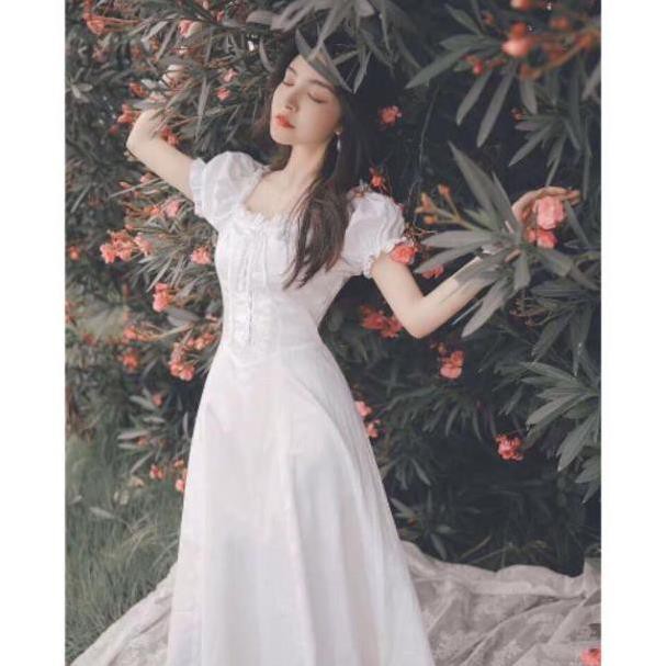 Đầm trắng dạo phố đi biển bèo cổ đan ngực xinh xắn | BigBuy360 - bigbuy360.vn