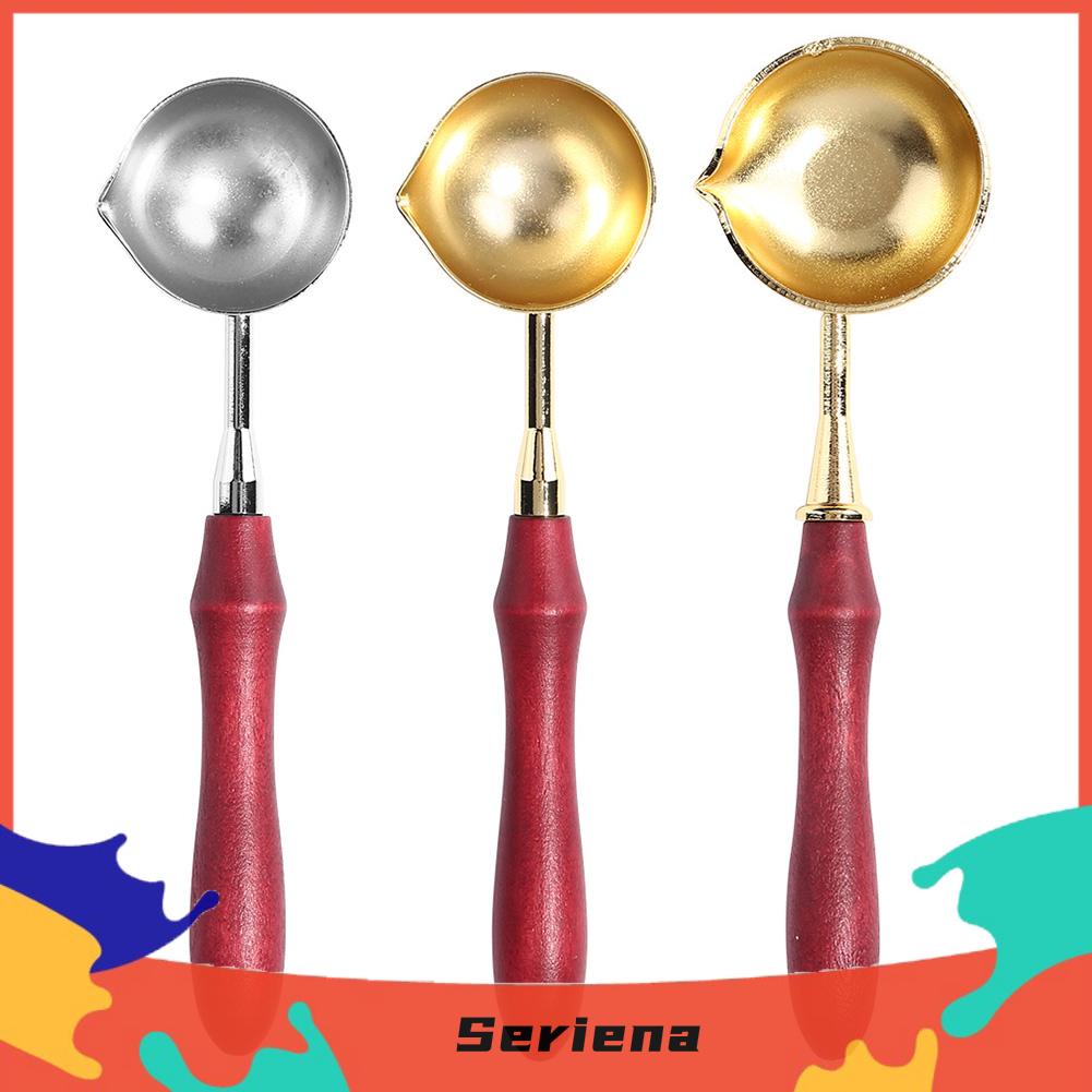Muỗng nấu chảy sáp cán gỗ tiện dụng