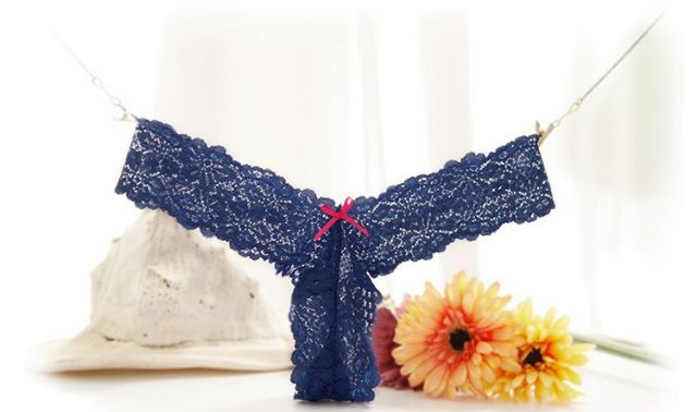 Quần lót ren lọt khe TuTu AQ034