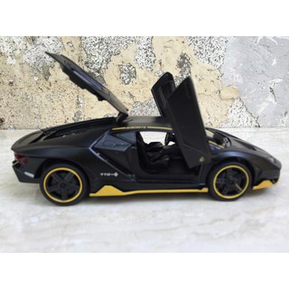 Mô hình xe Lamborghini Centenario 1:32