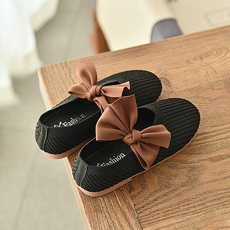 Đôi giày búp bê trang trí nơ xinh xắn cho bé gái