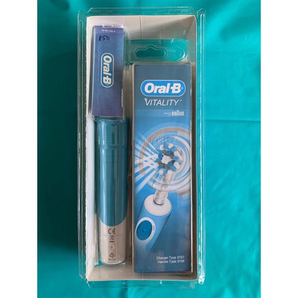 [ bàn chải răng sạc điện] Oral-B Vitality - Precision Clean - hàng Úc