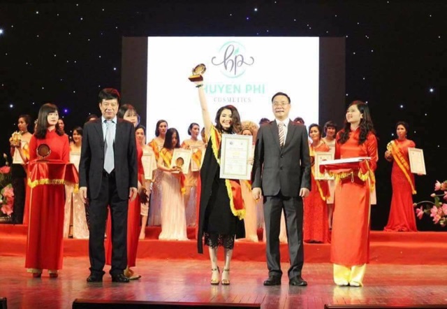 Tắm trắng thuốc bắc Hand made nhà làm 1 bịch 1 kg | BigBuy360 - bigbuy360.vn