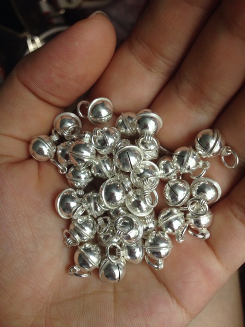 Chuông bạc LINH MIU SILVER treo vòng